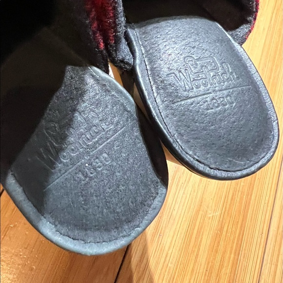 WOOLRICH Red & Black Wool Plaid Platform Clogs Size 7 - Picture 12 of 13